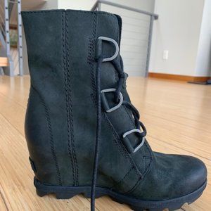 WOMEN'S JOAN OF ARCTIC™ WEDGE II BOOT